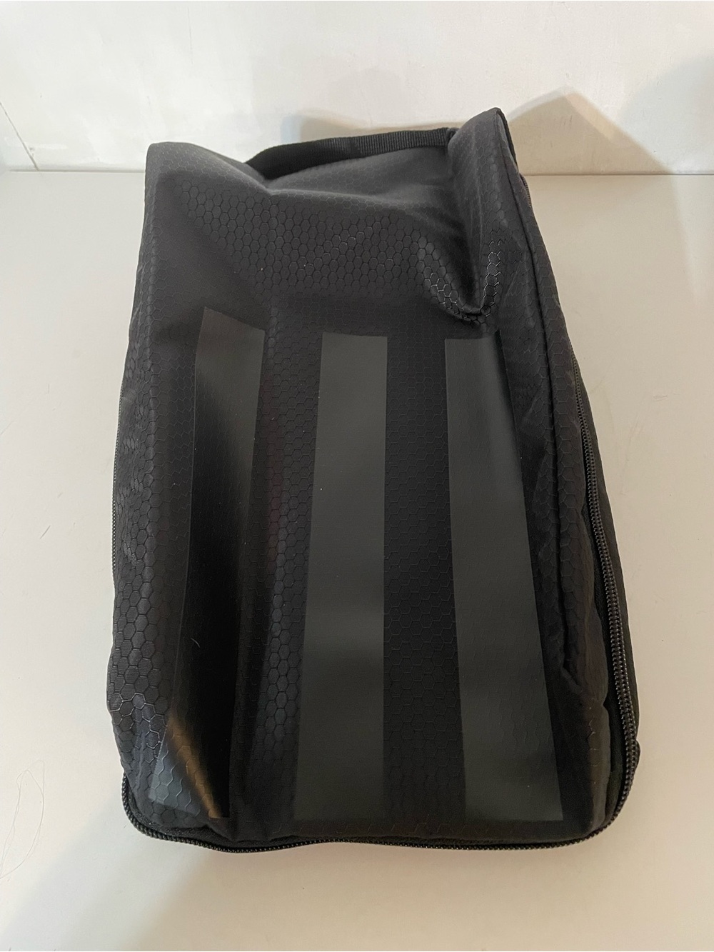 Adidas Glove Bag NWT - Picture 2 of 4